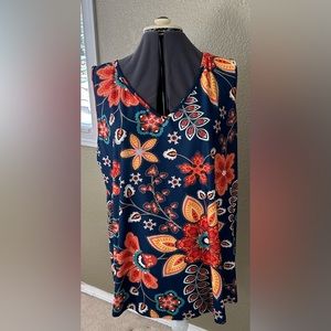 Sakurafina Blue and orange floral V-neck tank